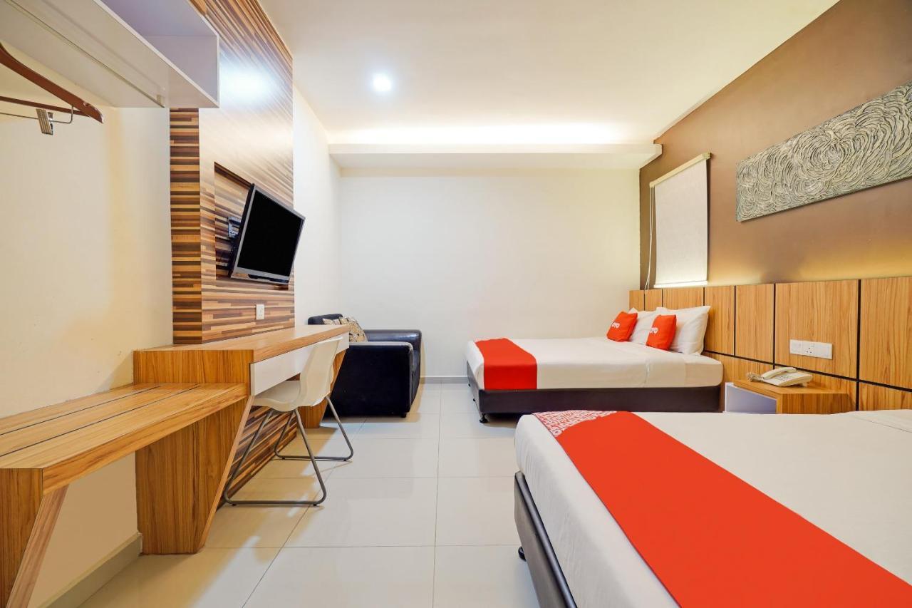 Gm Holiday Hotel Permai Jaya Kampong Tebing Rabak Buitenkant foto