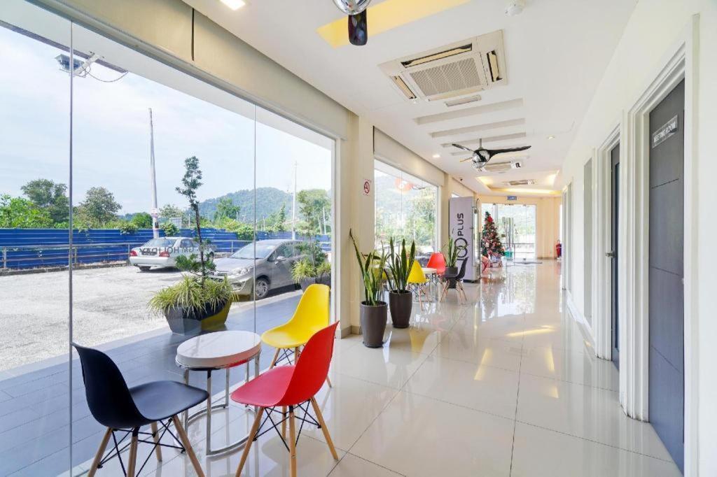 Gm Holiday Hotel Permai Jaya Kampong Tebing Rabak Buitenkant foto